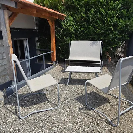 Lejlighed Cote Cour, T2 Espace Exterieur Au Calme *